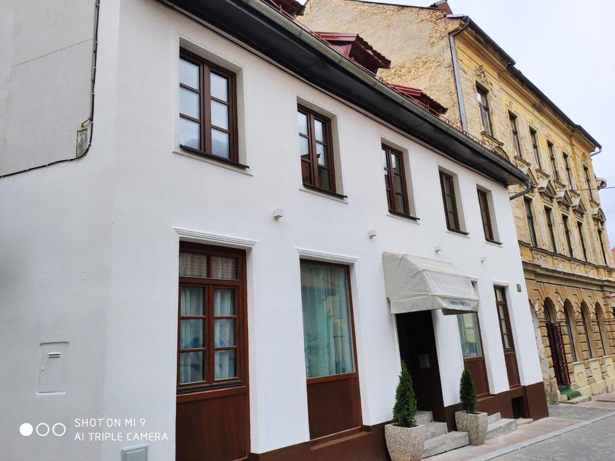 Cross Street 4 * Liubliana