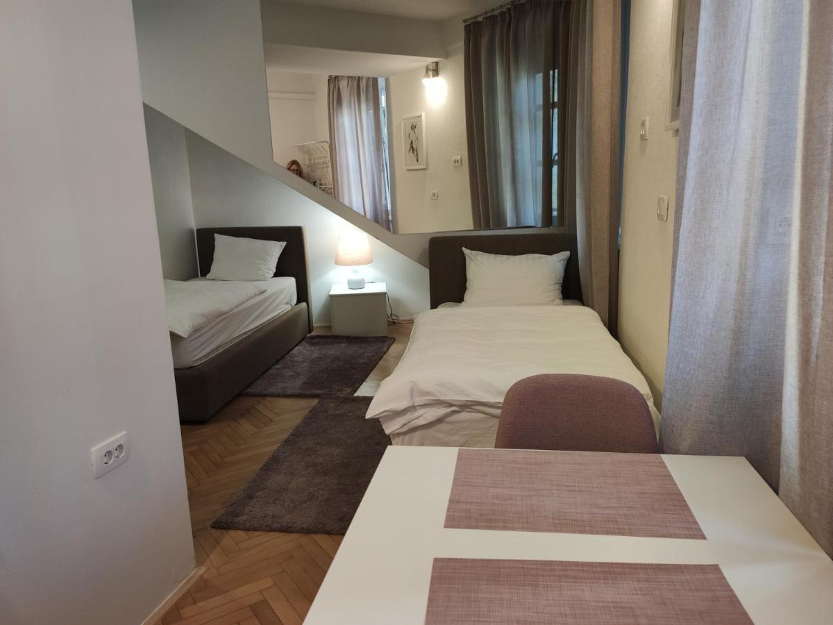 Cross Street 4 Guest house *