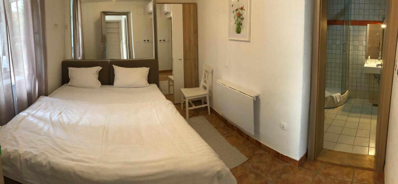 Guest house Cross Street 4