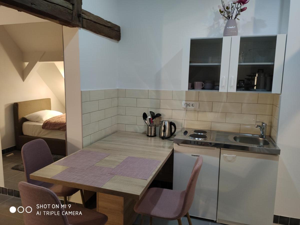 Guest house Cross Street 4 *